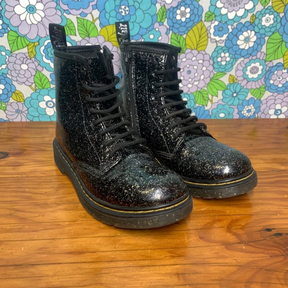 Dr. Martens Girls' 1460 Glitter Lace Up Boots (Junior) Size:4